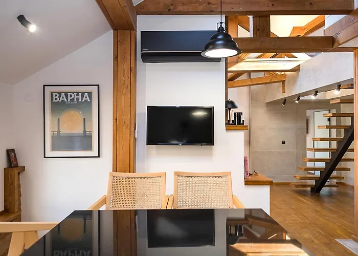 Stylish Maisonette By The Sea Garden - Modern Comfort In The Heart Of By Flat Mаnager Apartment Varna