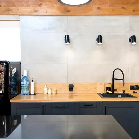 Apartment Stylish Maisonette By The Sea Garden - Modern Comfort In The Heart Of By Flat Mаnager *